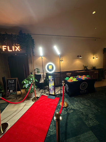 iPad Selfie Pod Photo Booth - Portable Booth with LED Ring Light