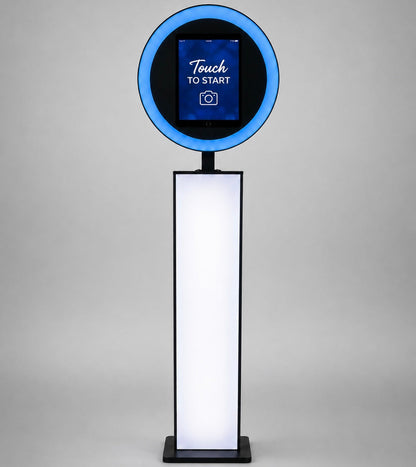 Portable iPad selfie pod photo booth with flight case