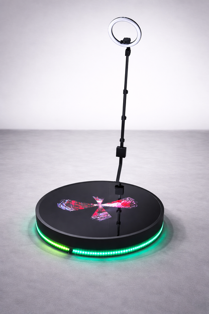 Holographic 360 video booth for events